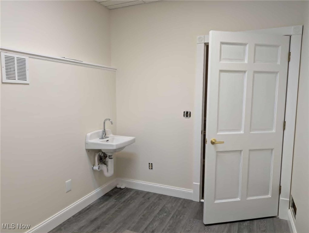 134 Middle Avenue Property Photo 28