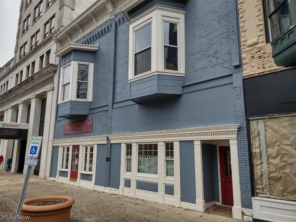 134 Middle Avenue Property Photo 30