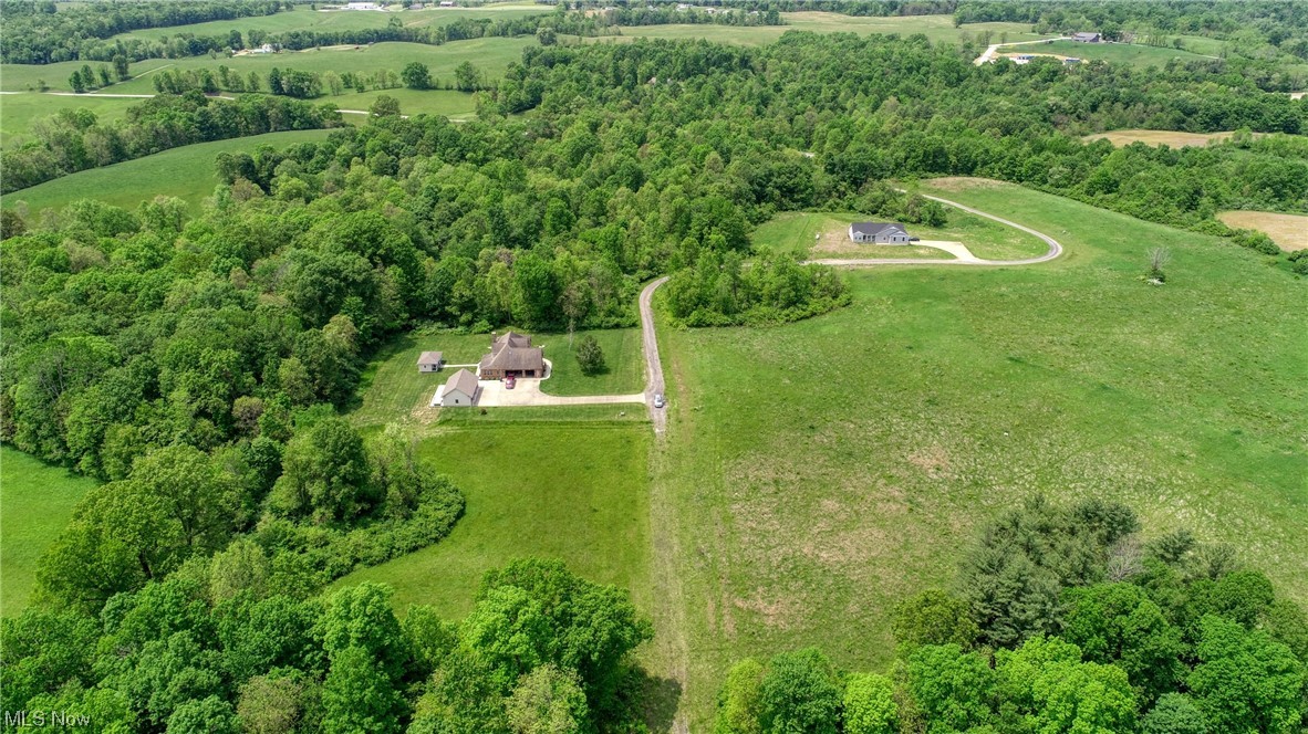63600 Wintergreen Road Property Photo 18