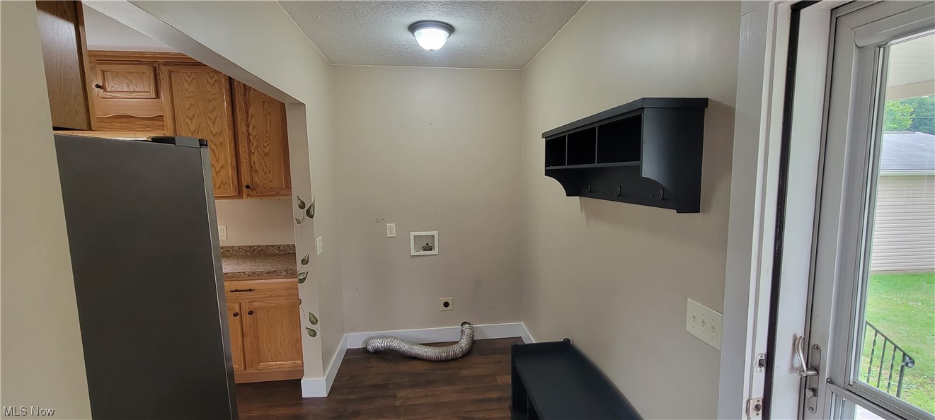 2126 East High Ave Property Photo 8
