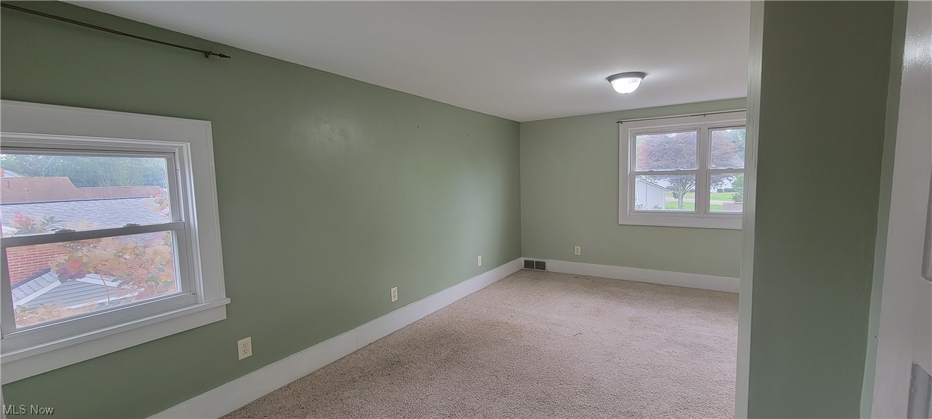 2126 East High Ave Property Photo 14