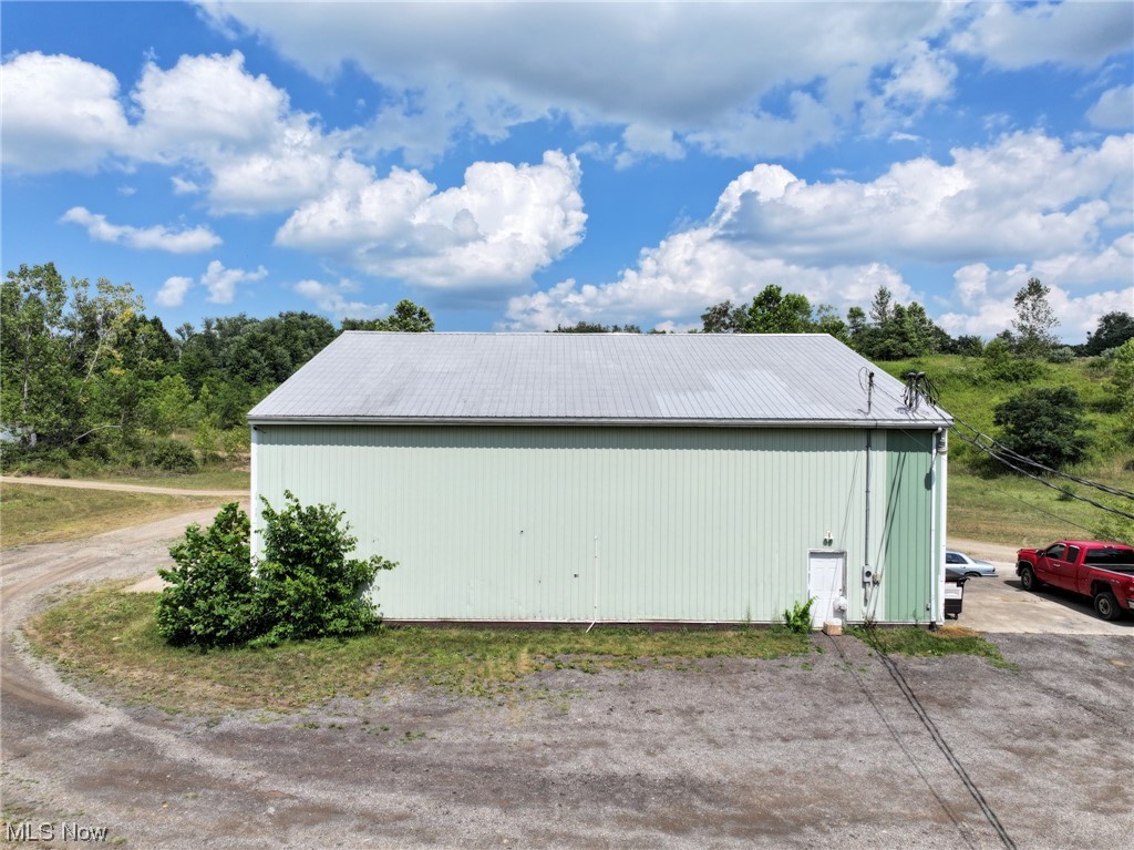 8740 State Route 83 Property Photo 29