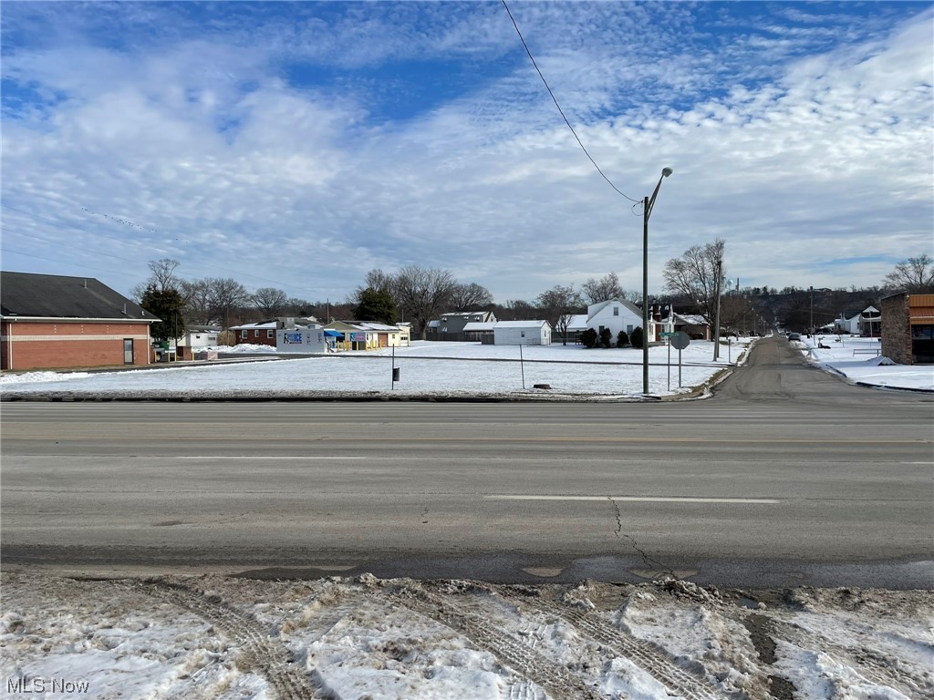 1900 Grand Central Avenue Property Photo 1