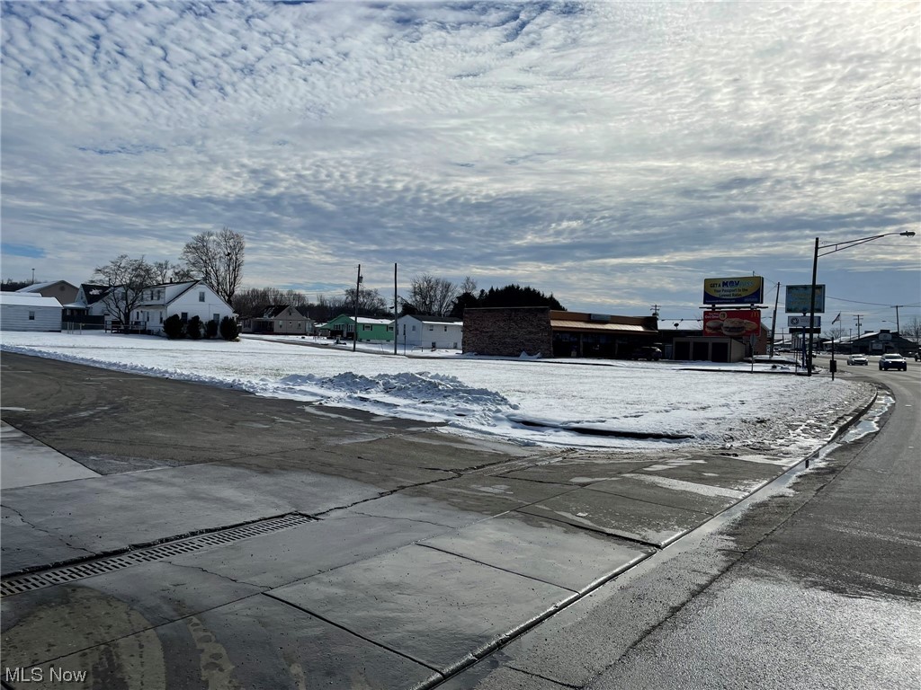 1900 Grand Central Avenue Property Photo 2