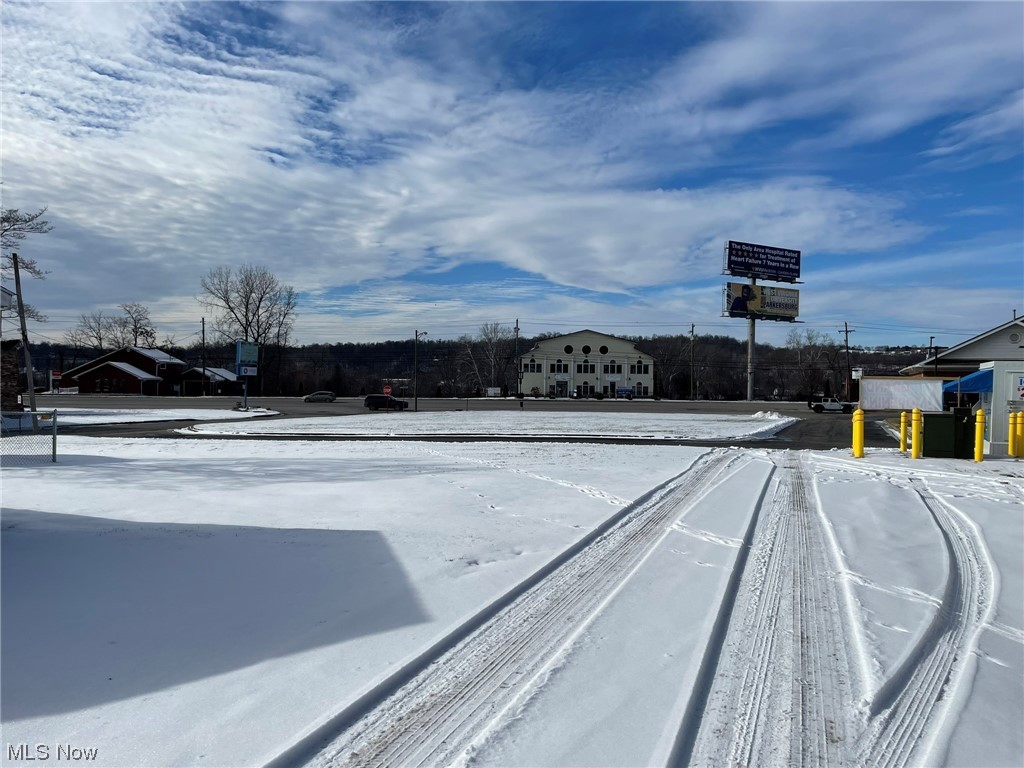 1900 Grand Central Avenue Property Photo 8