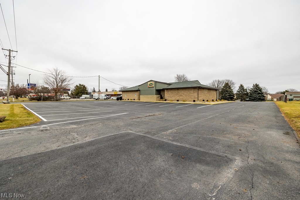 8741 W Ridge Property Photo 32
