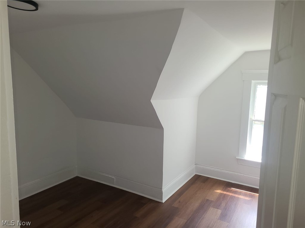 10124 Ostend Avenue Property Photo 3