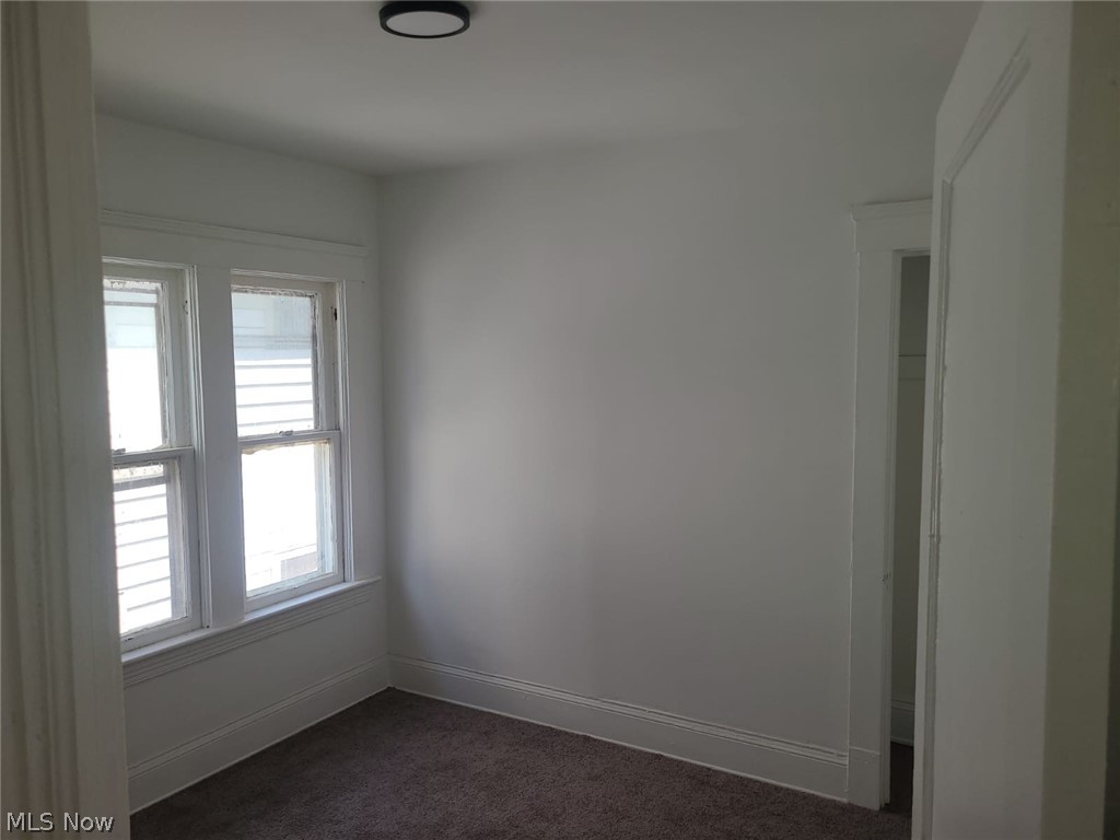 10124 Ostend Avenue Property Photo 8