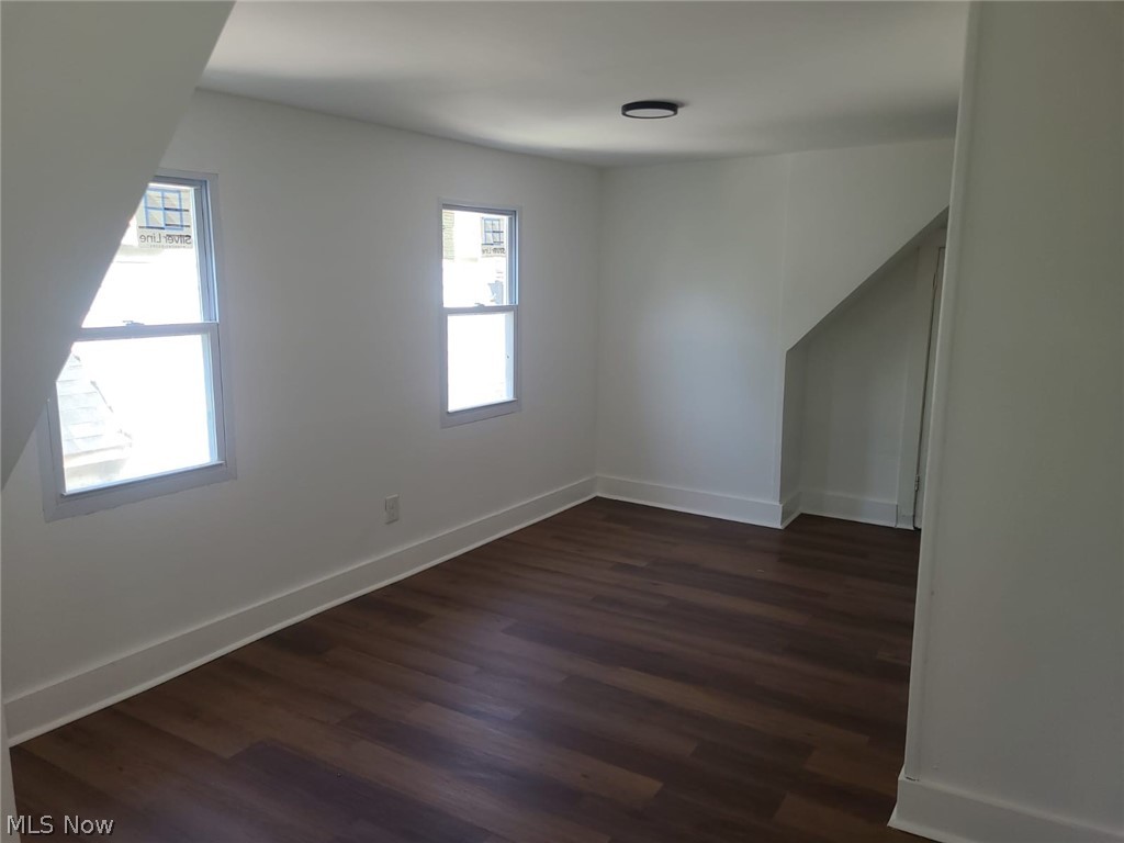 10124 Ostend Avenue Property Photo 22
