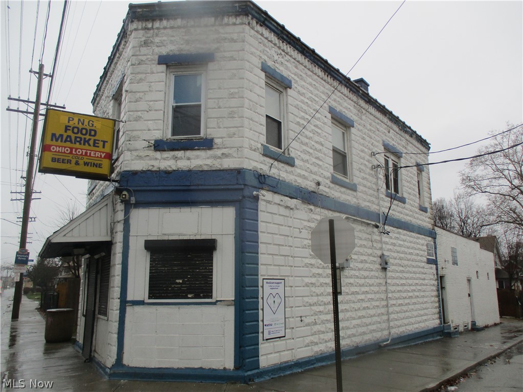 4324 Warner Road