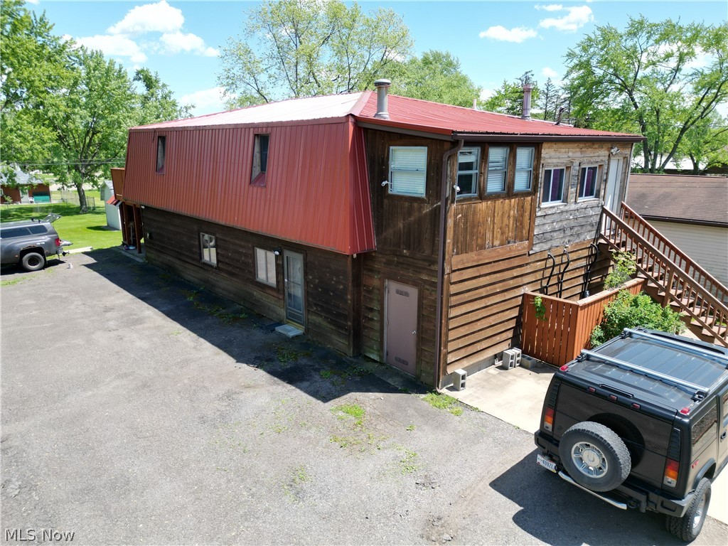 4636 Mahoning Avenue Nw Property Photo 5