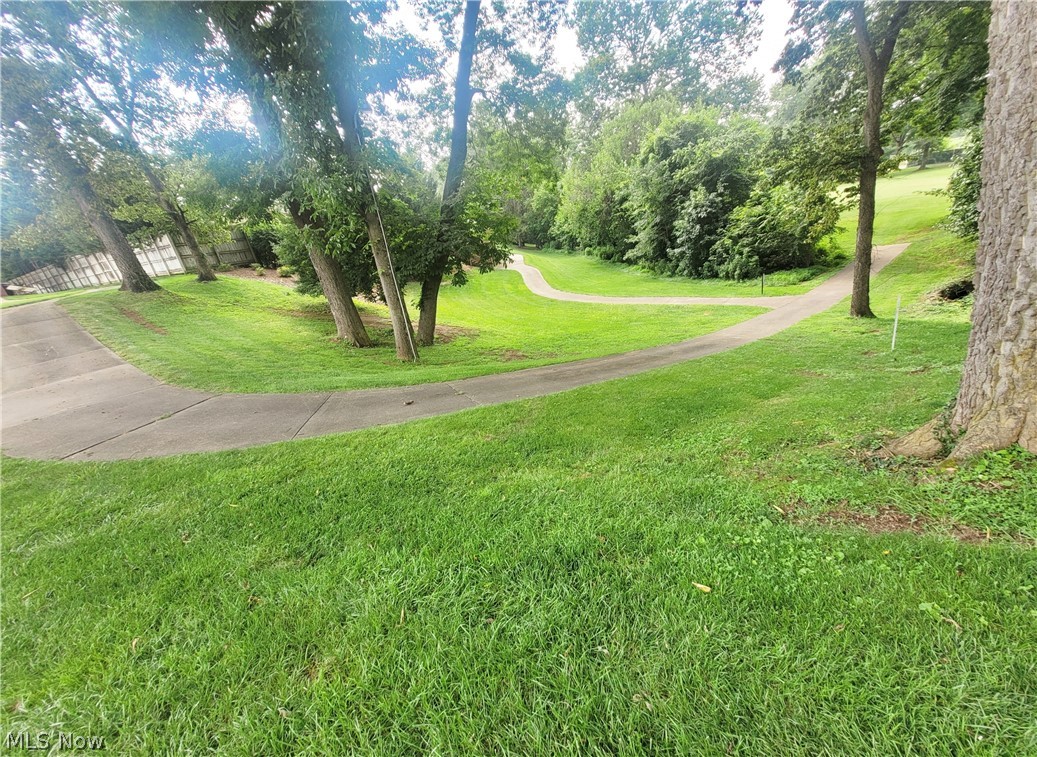 405 47th Place Property Photo 5