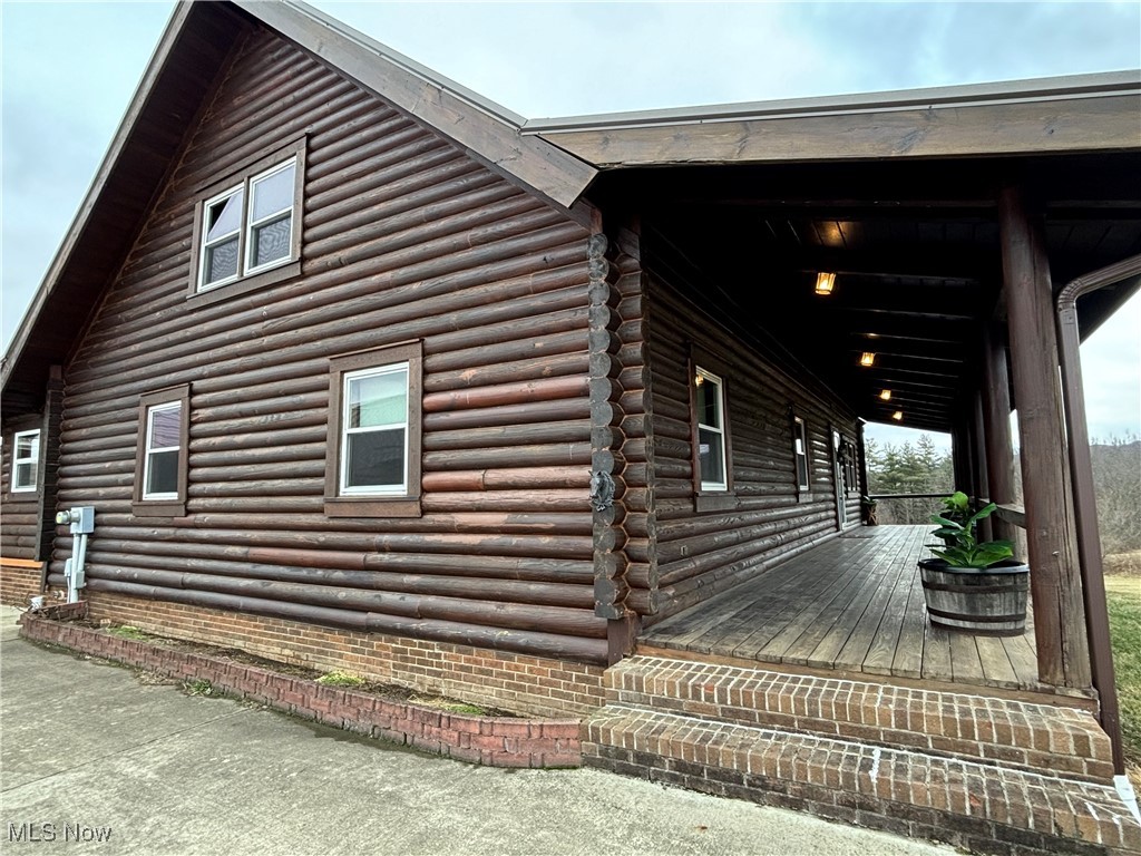 49851 White Feather Lane Property Photo 8