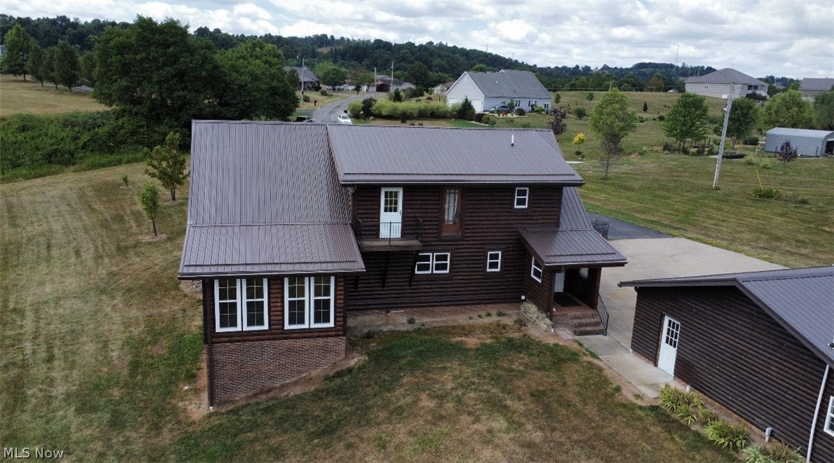 49851 White Feather Lane Property Photo 9