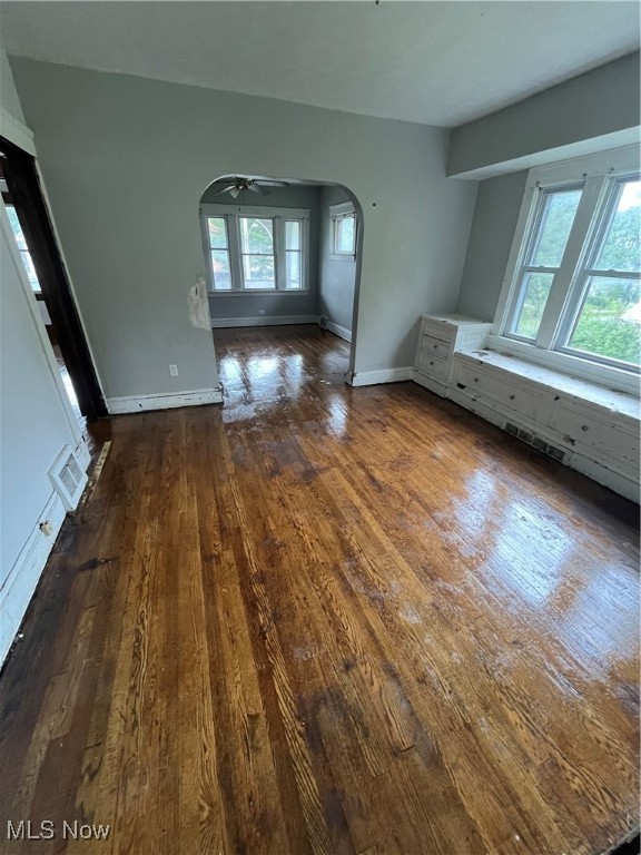 2936 E 128th Street Property Photo 5