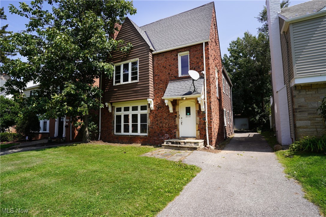 3715 Daleford Road Property Photo 1