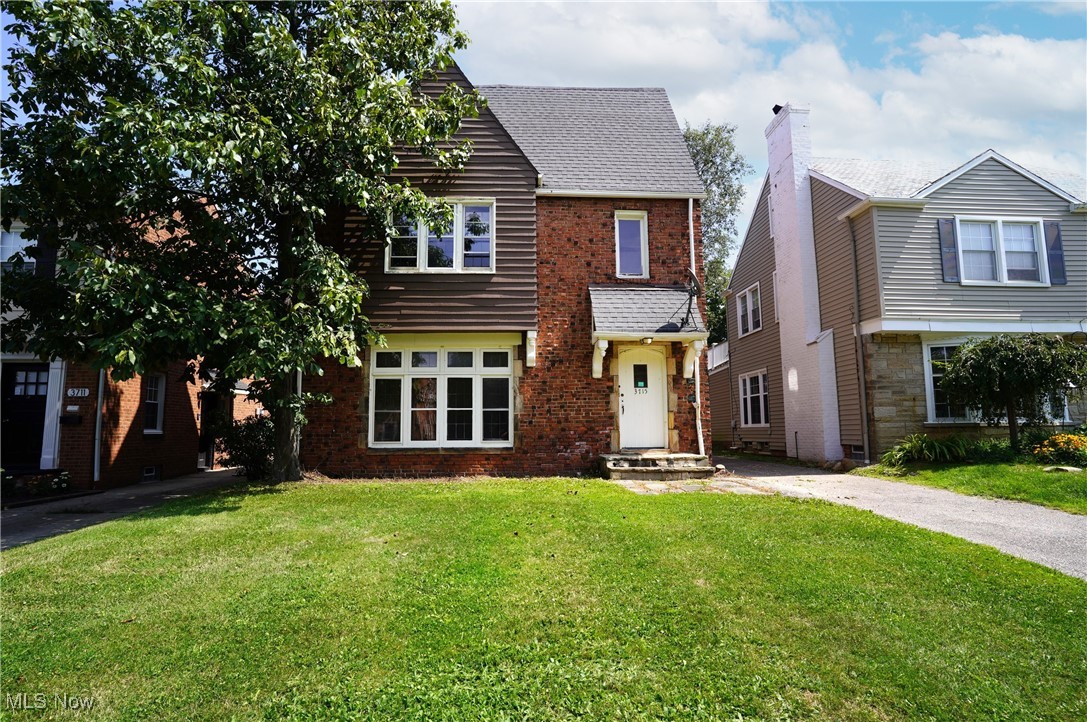 3715 Daleford Road Property Photo 3