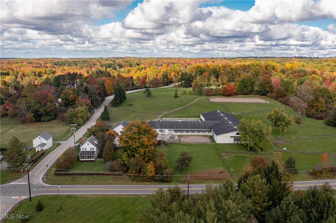 13829 County Line Road Property Photo 1