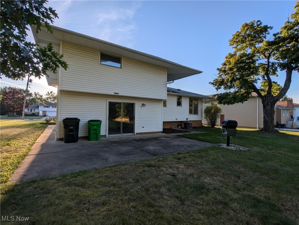985 Rose Boulevard Property Photo 19