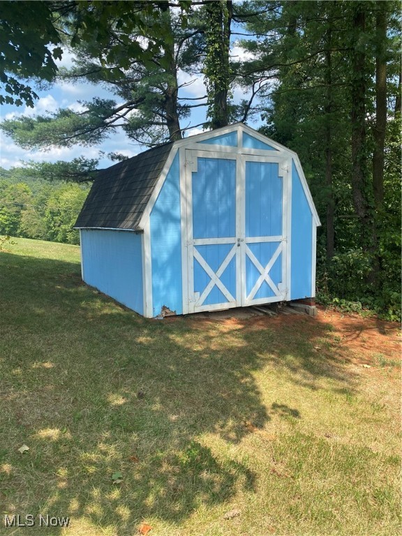 15005 Waterford Road Property Photo 11