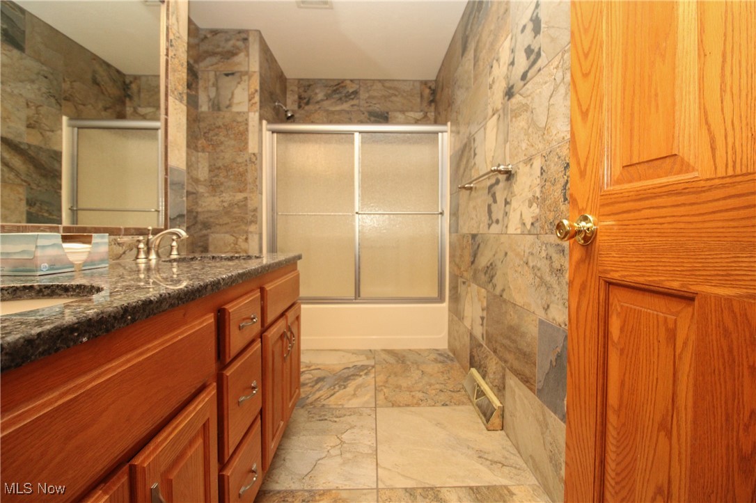 6695 Clingan Road 1 Property Photo 11