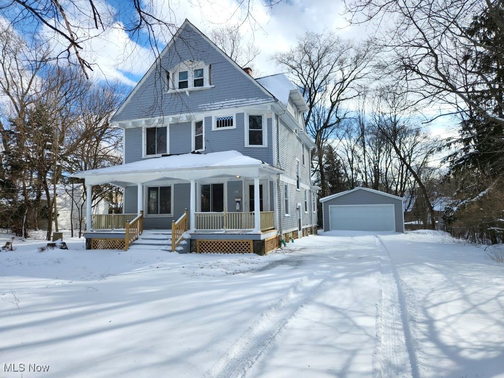 18112 Chagrin Boulevard Property Photo 1