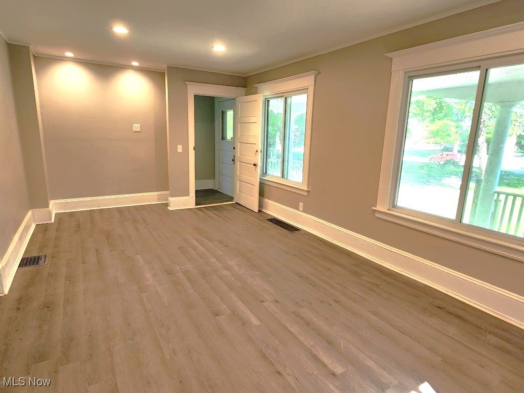 18112 Chagrin Boulevard Property Photo 12