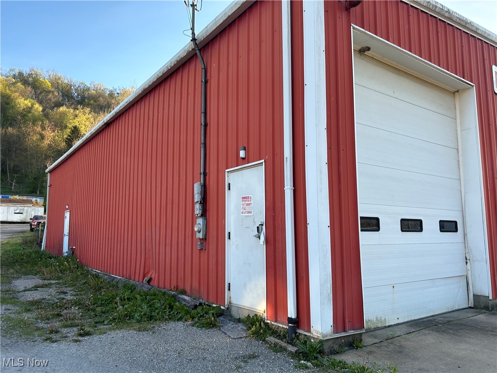 32 Center Street Property Photo 2