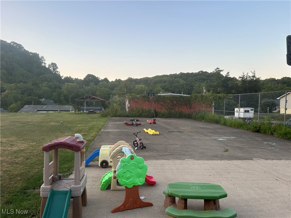32 Center Street Property Photo 5