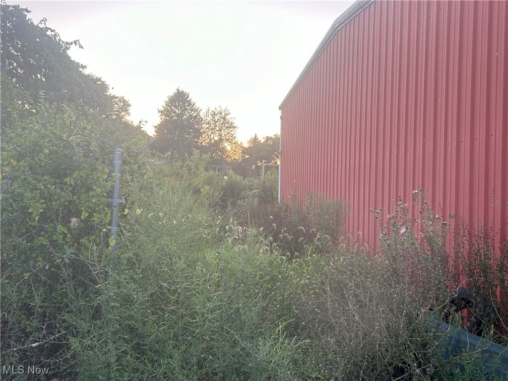 32 Center Street Property Photo 7