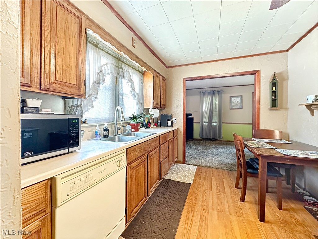 147 Champion Avenue E Property Photo 10