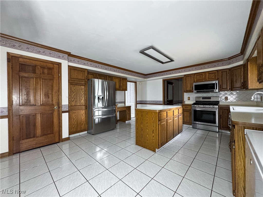 1531 Barbie Drive Property Photo 8