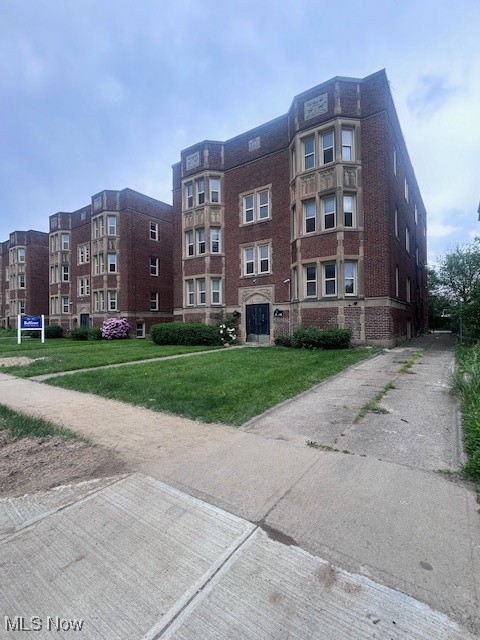 2968 S Moreland Boulevard 3 Property Photo 1