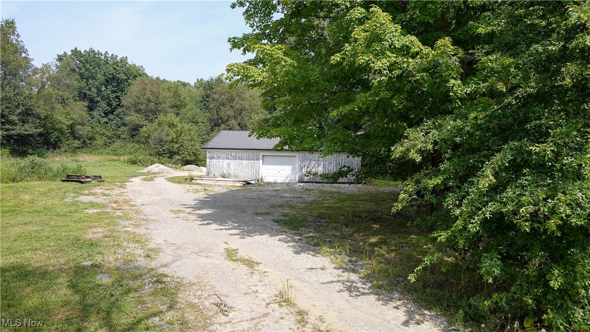 10792 Bloom Road Property Photo 2
