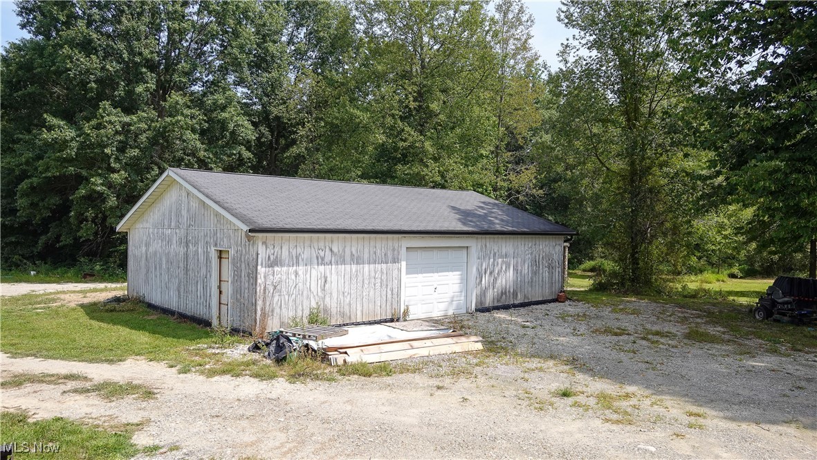 10792 Bloom Road Property Photo 4