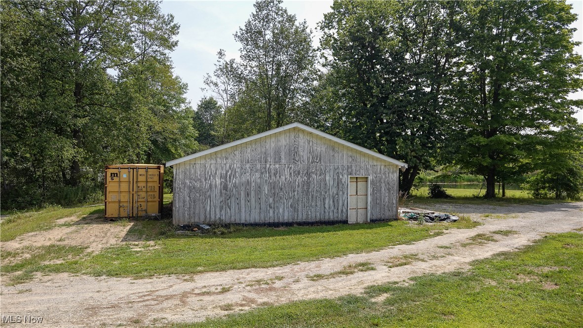 10792 Bloom Road Property Photo 6