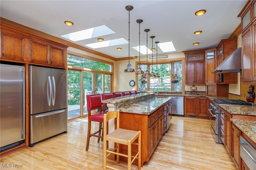 144 Forest Street Property Photo 8