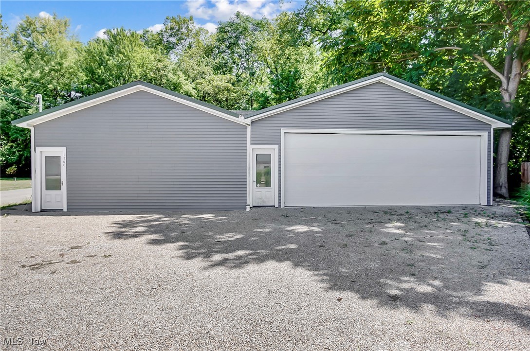 3025 Virginia Avenue Property Photo 8