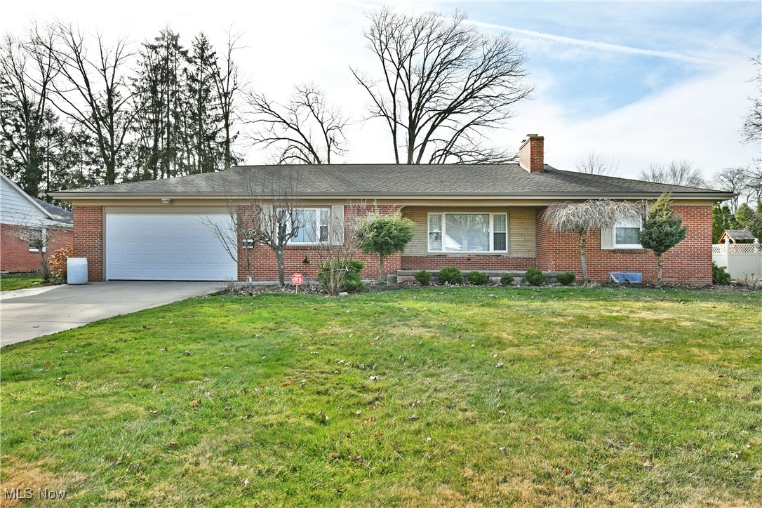 823 Wildwood Drive Ne Property Photo 2