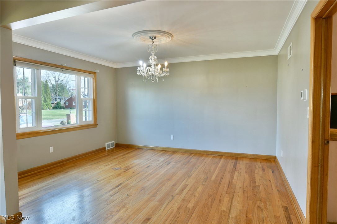 823 Wildwood Drive Ne Property Photo 5