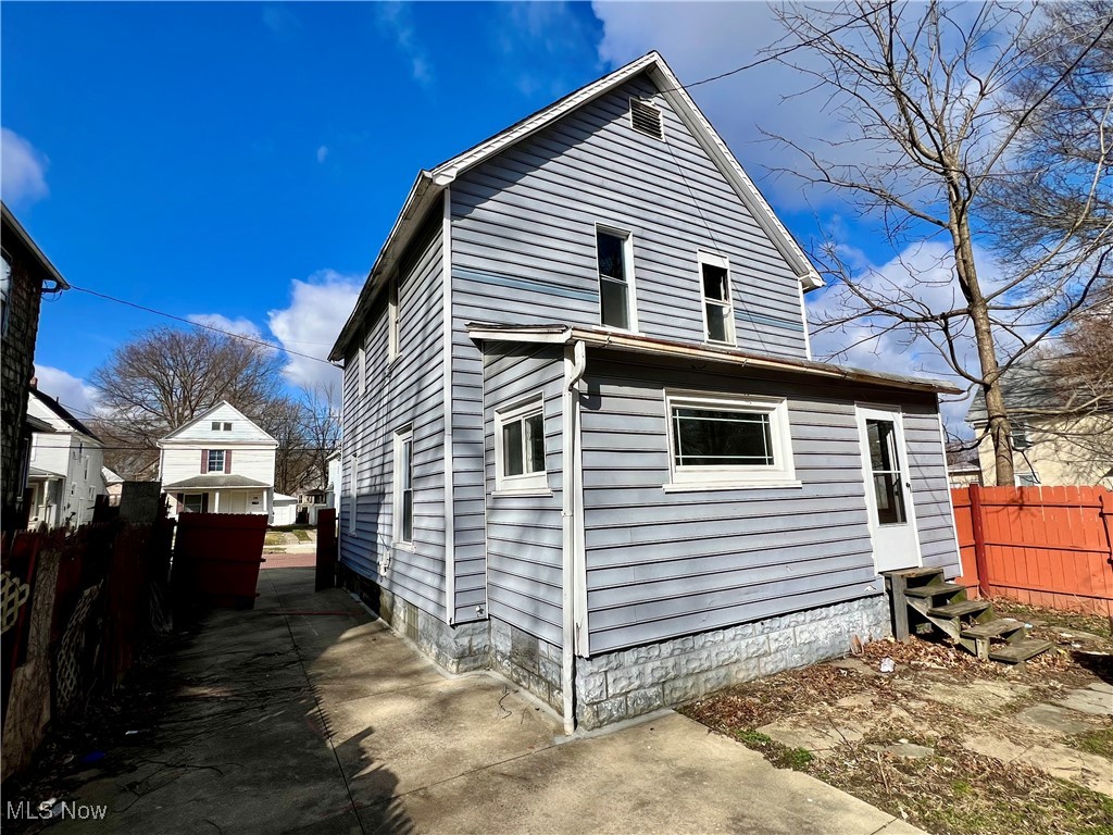 849 Amherst Street Property Photo 3