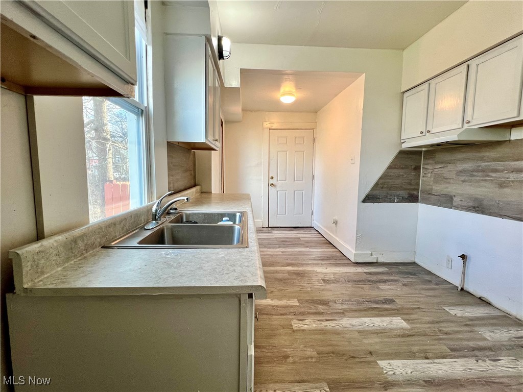 849 Amherst Street Property Photo 6