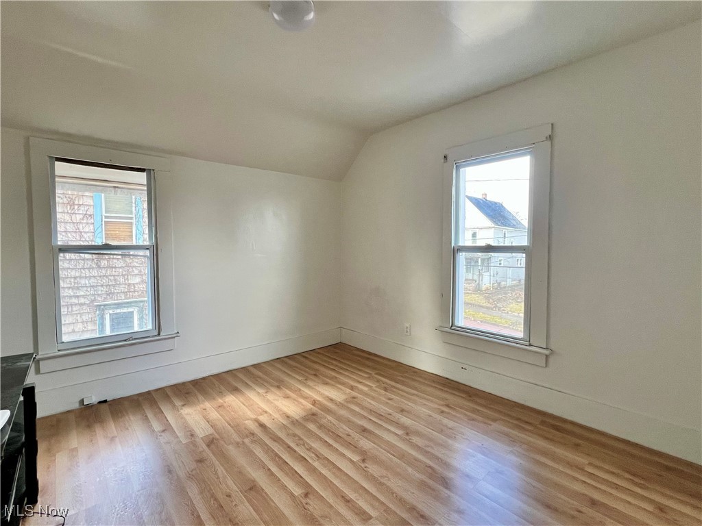 849 Amherst Street Property Photo 13
