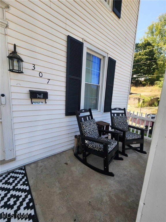 307 Wetzgall Street Property Photo 4