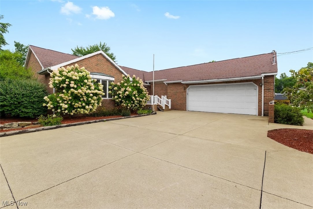 6061 Phillips Rice Road Property Photo 1
