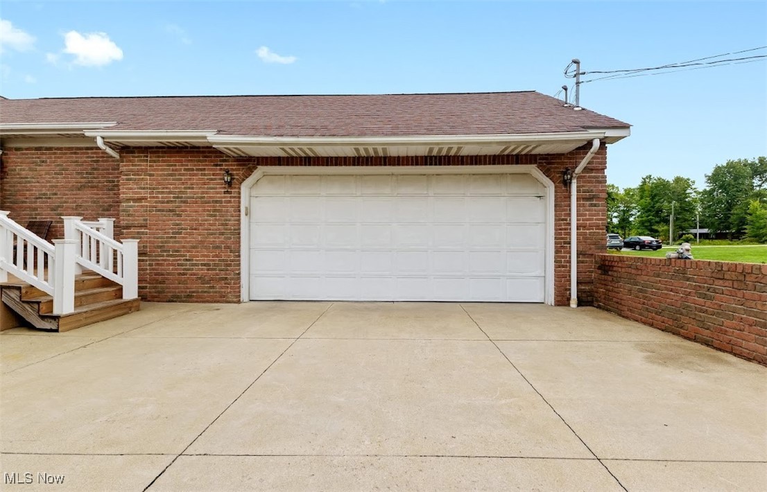 6061 Phillips Rice Road Property Photo 4