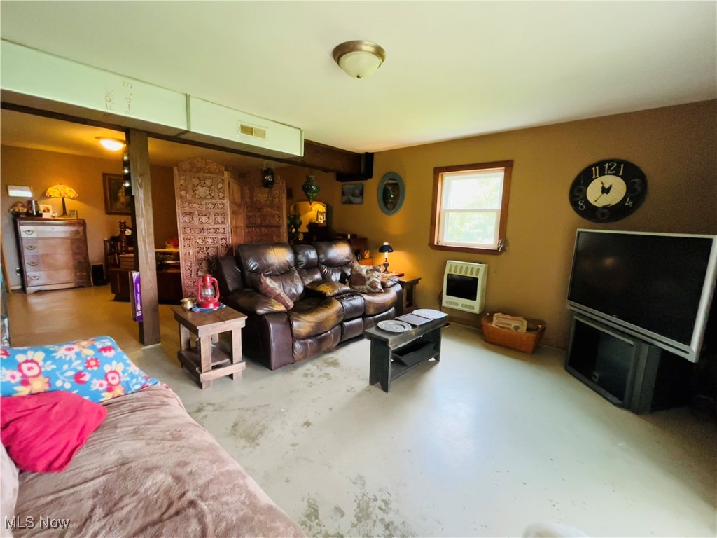 1091 River Road Property Photo 45