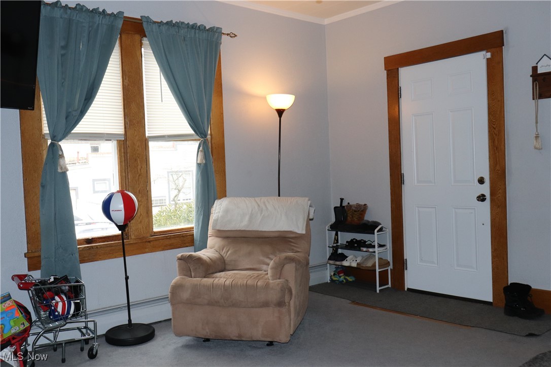 903 Warren Street Property Photo 3