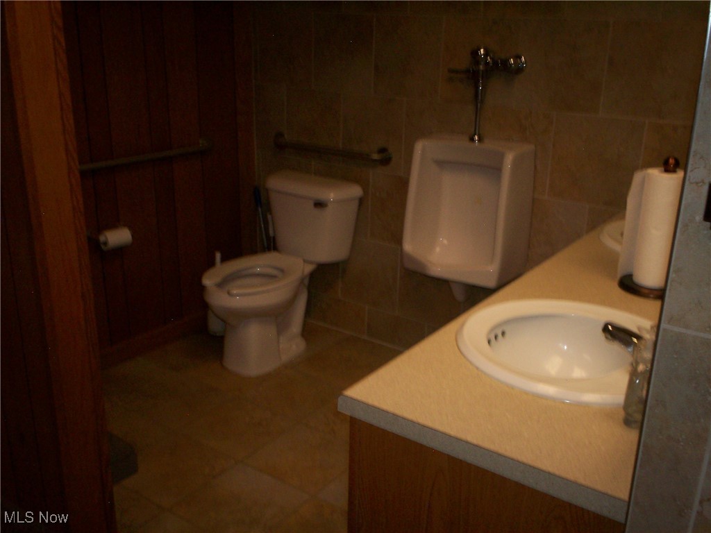 3223 Copley Road Property Photo 21