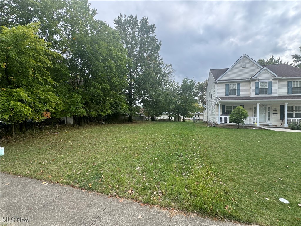 8215 Marlborough Avenue Property Photo 3
